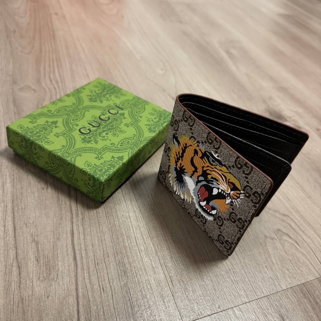 Billetera Gucci Tiger
