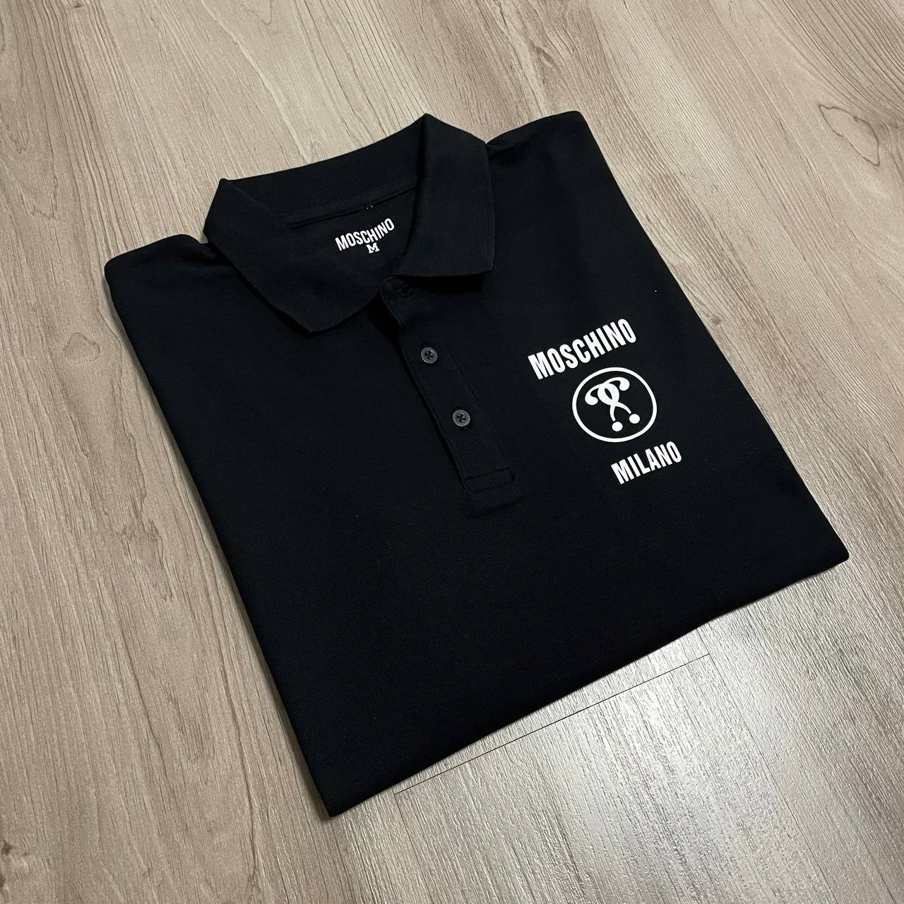 Camiseta polo Moschino negro