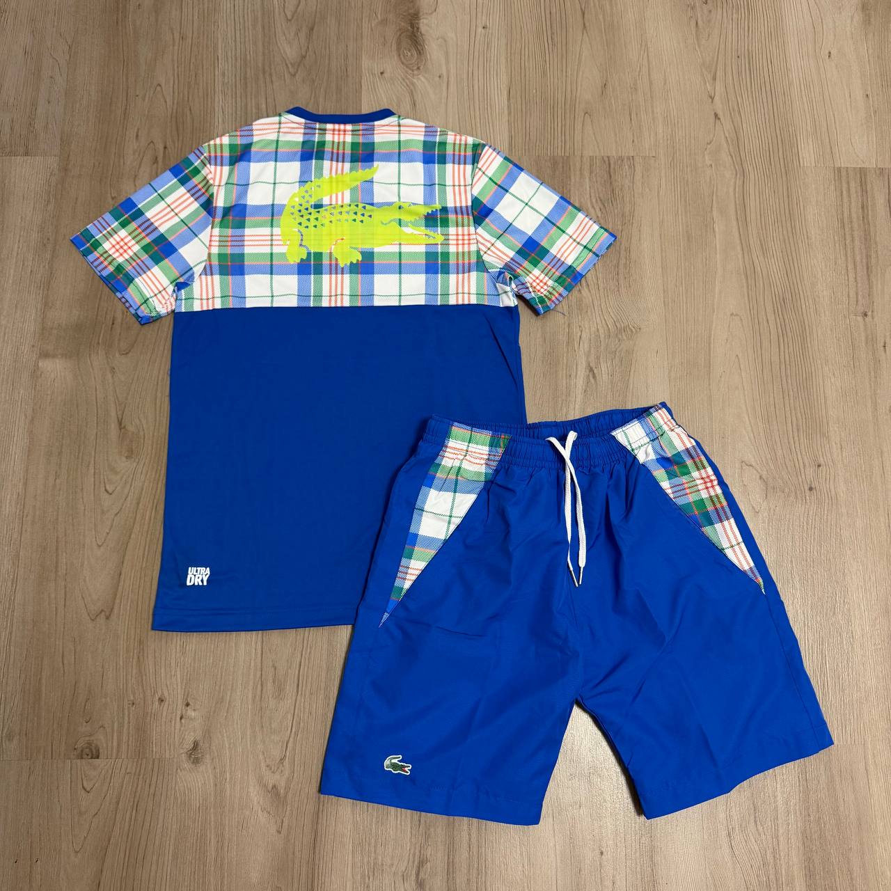 Conjunto corto Lacoste