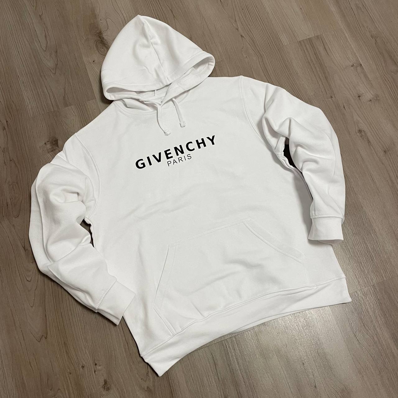 Sudadera Givenchy blanca