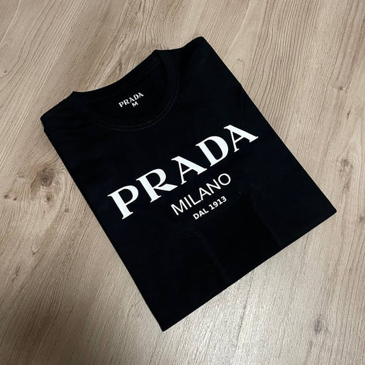 Camiseta prada negra