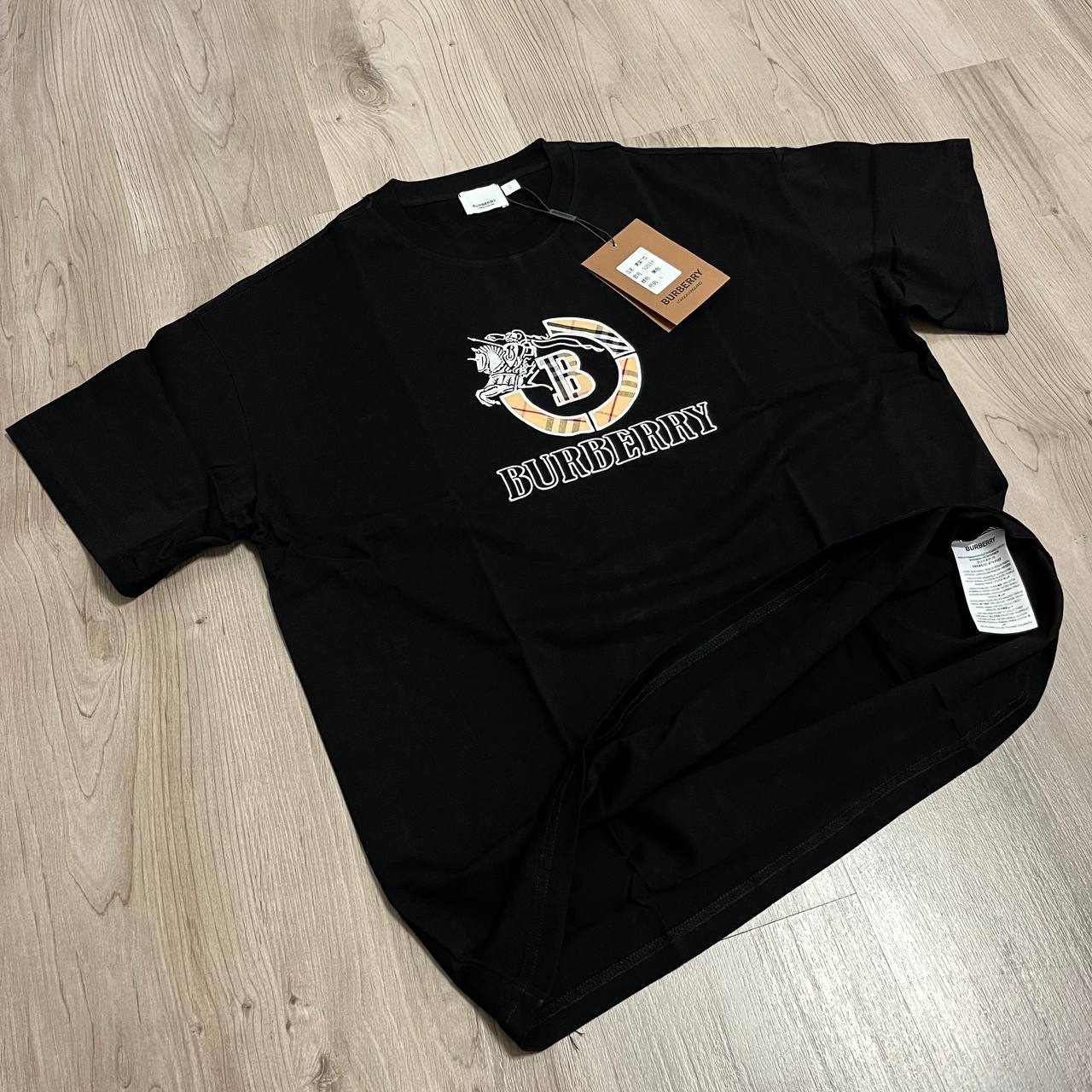 Camiseta Premium Burberry