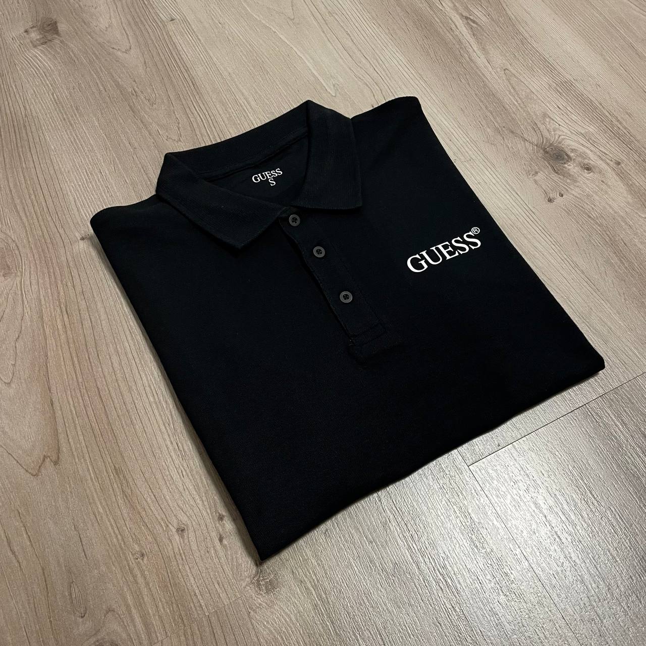 Camiseta polo Guess negro