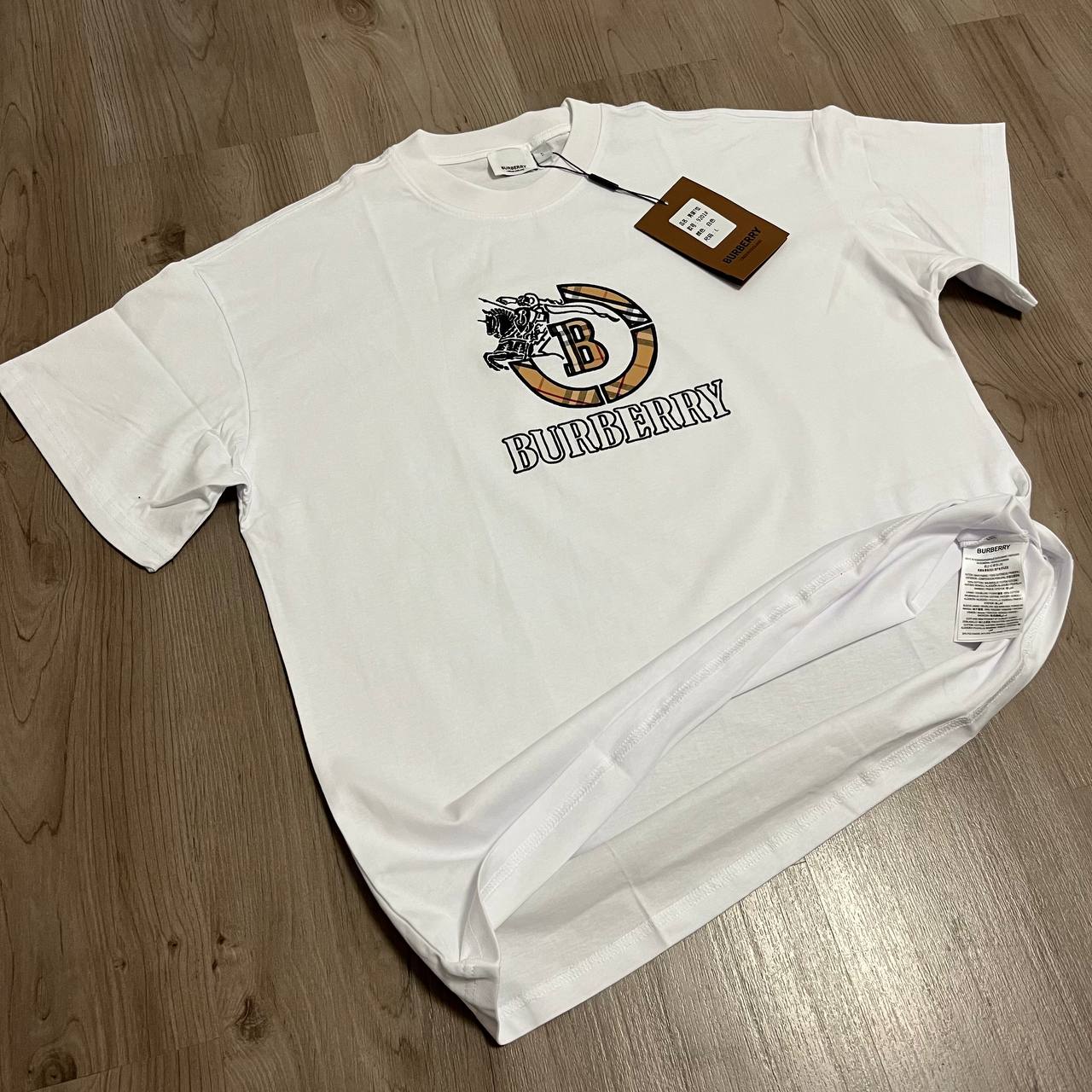 Camiseta Premium Burberry