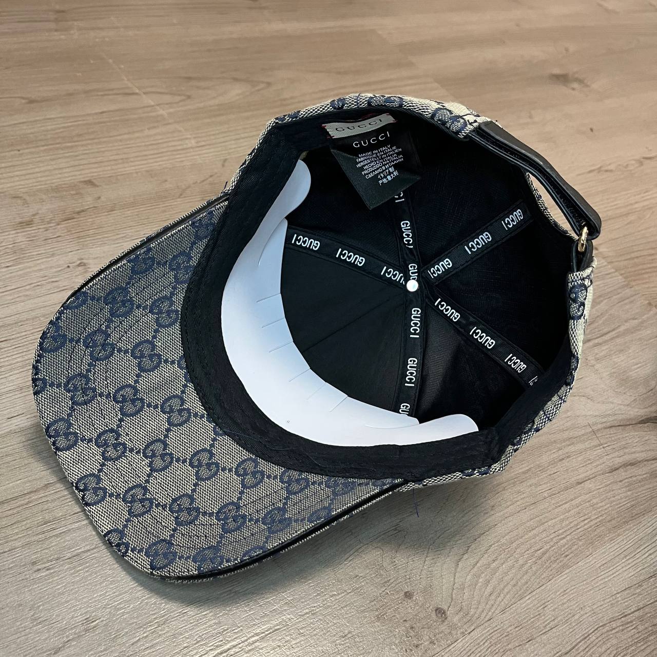 Gorra Gucci Gris