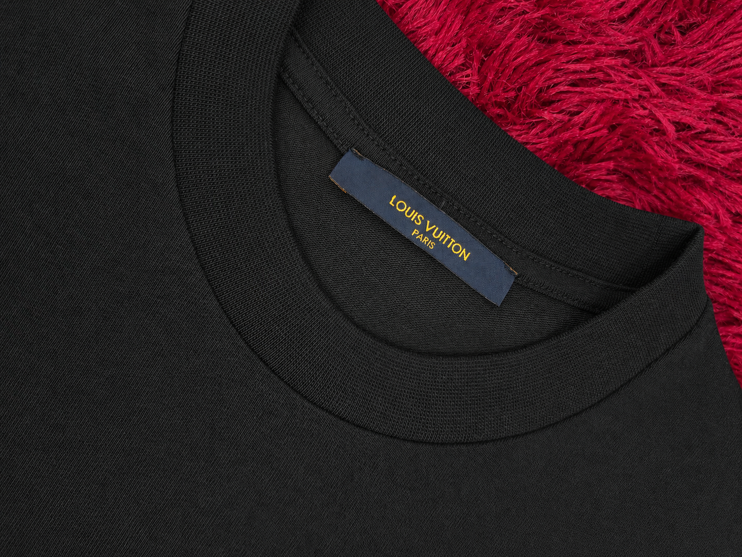Camiseta Prestige Louis Vuitton Negra Logos