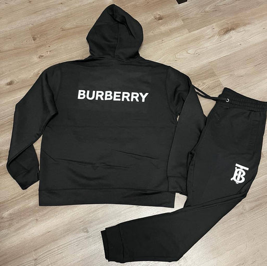 Chándal Burberry negro