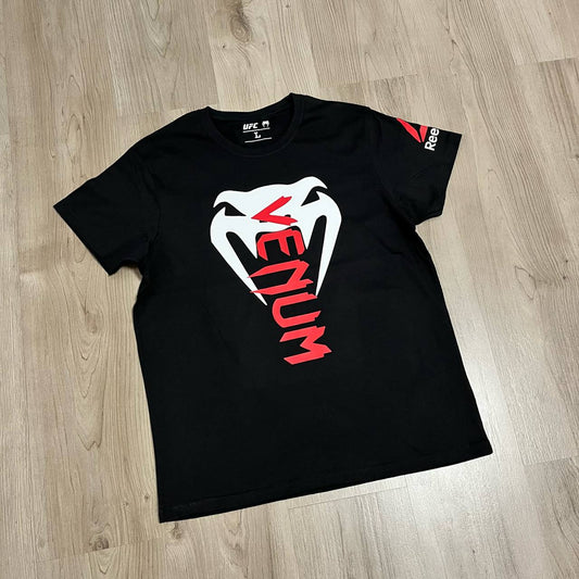 Camiseta Venum UFC negra