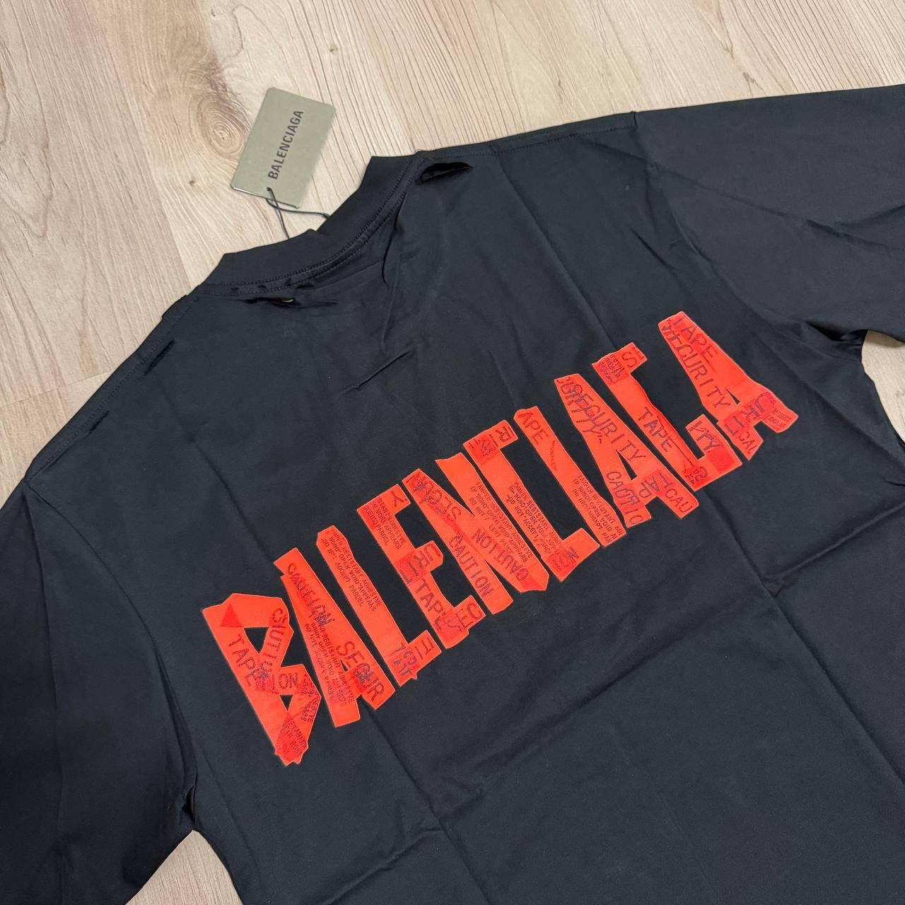 Camiseta Balenciaga Premium Negra