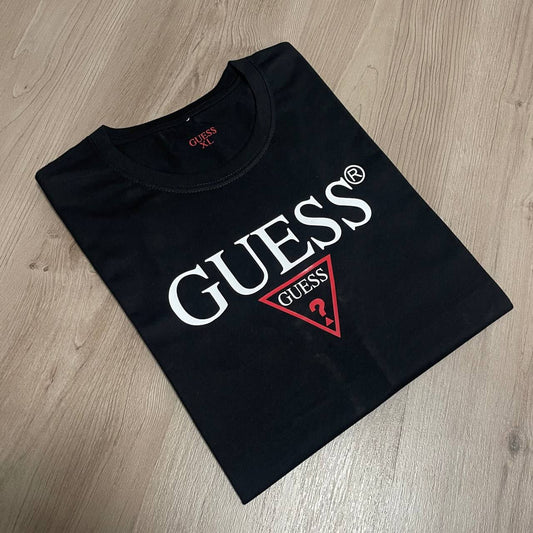 Camiseta Guessnegra