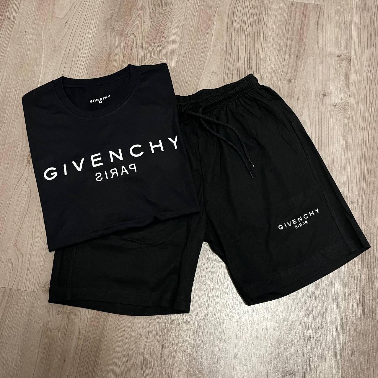 Conjunto corto Givenchy